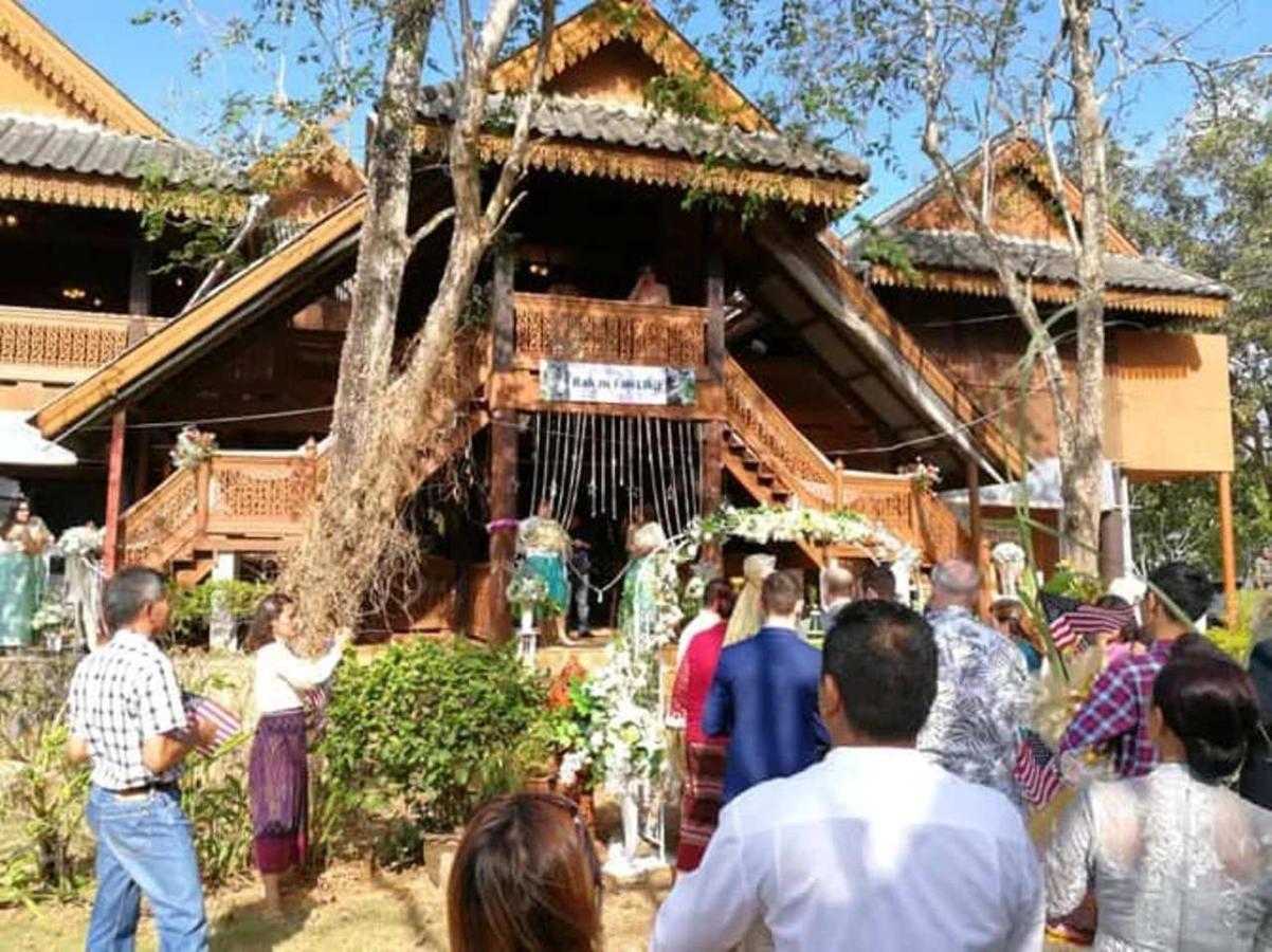 Ruen Thai Rim Haad Thang Kwian Exterior foto